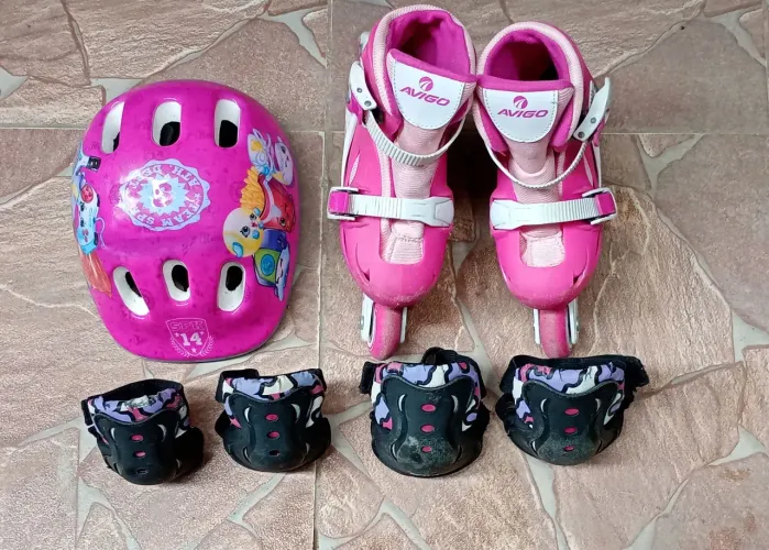 Patins Rosa Infantil com Kit de Proteção