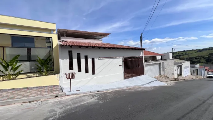 Casa à venda no Bairro Bela Vista com 3 dormitórios