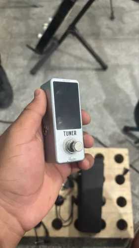 VENDE-SE PEDAIS DE GUITARRA