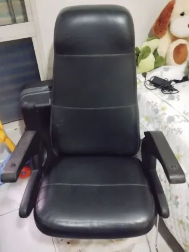 Cadeira podologia Preta