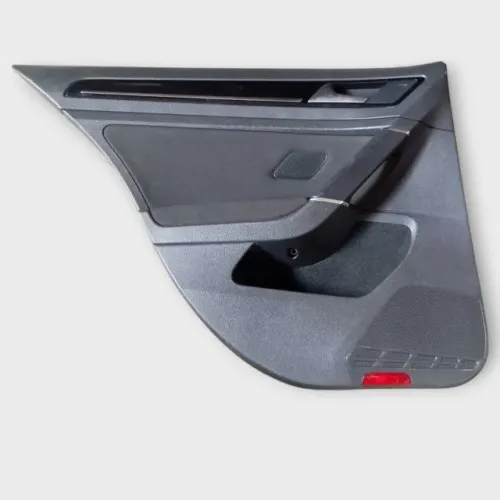 Forro porta traseiro esquerdo Black piano Golf 2014 a 2020