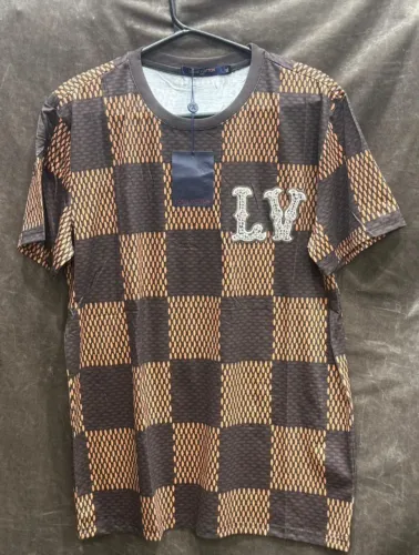 Camisa Louis Vuitton marrom lançamento