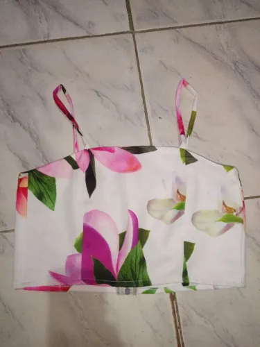 Top floral com alças