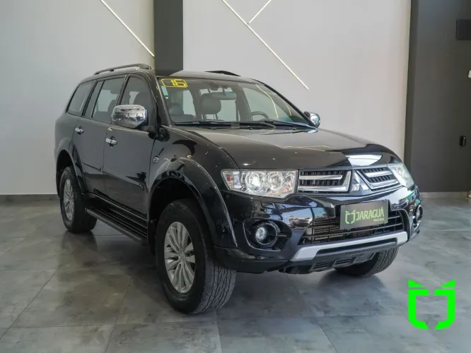 MITSUBISHI Pajero 3.2 16V 4P 4X4 7 LUGARES HPE TURBO DIESEL INTERCOOLER AUTOMÁTICO - 2016
