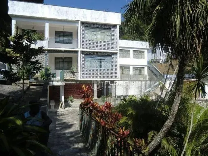 Chácara à venda, 15300 m² por R$ 1.098.000,00 - Niterói - Niterói/RJ