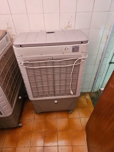 Climatizador Elgin 65 L (modelo FBFN65M1NA) - usado, adaptado com mangueira automática