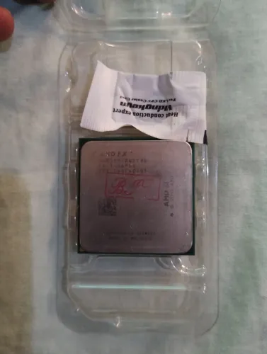 Processador AMD FX  FD8320FRW8KHK
