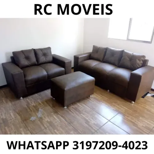 Sofá de Couro Sintético 3 e 2 Lugares com Puff - Conforto e Durabilidade