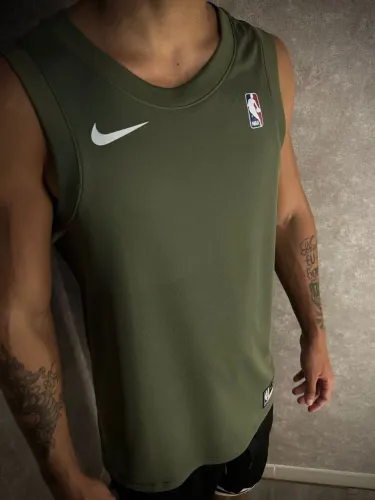 Camiseta Regata NBA Nike Verde Oliva