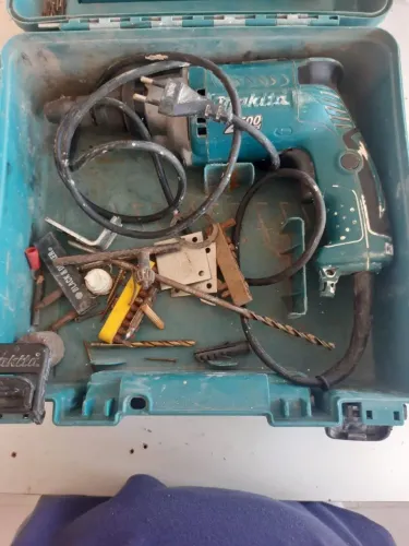 Parafusadeira Elétrica 220 v Makita alta potência