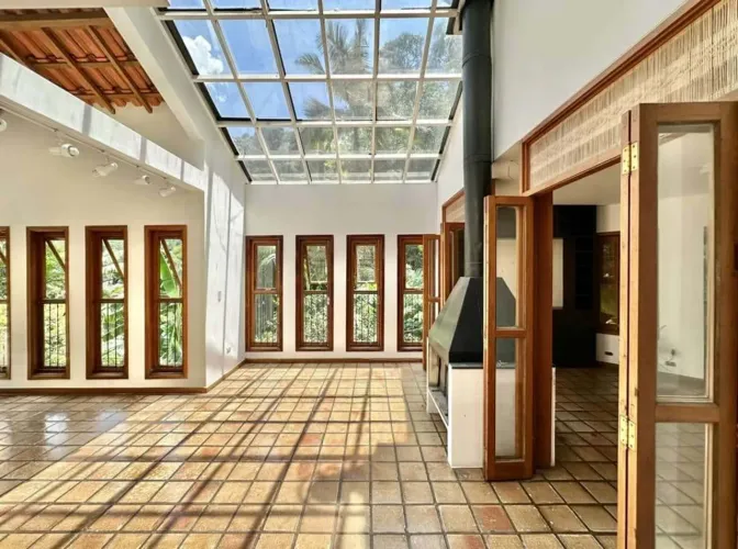 Casa para venda e locação, Condomínio Iolanda, Taboão da Serra, SP Casa com 3 dormitórios