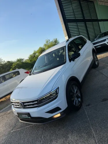 Volkswagen Tiguan Allspac Comf 250 TSI 1.4 Flex 2018