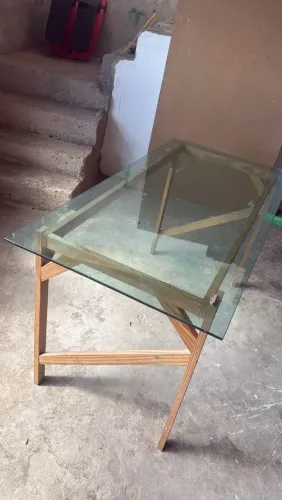 mesa de vidro pequena