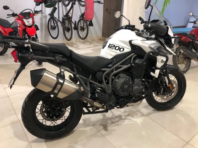 muito nova