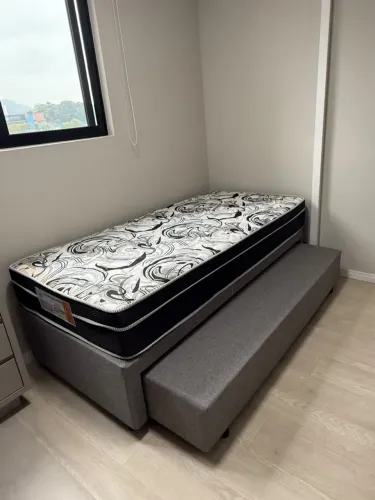 Cama Solteiro com auxiliar (nova)