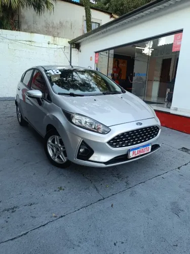 Ford Fiesta SEL 1.6 16V Flex Mec. 5P 2018