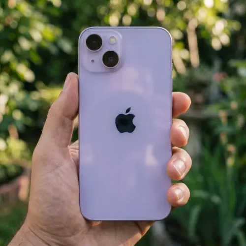 iPhone 14 128GB Lilás - iCloud livre - Bateria 83%