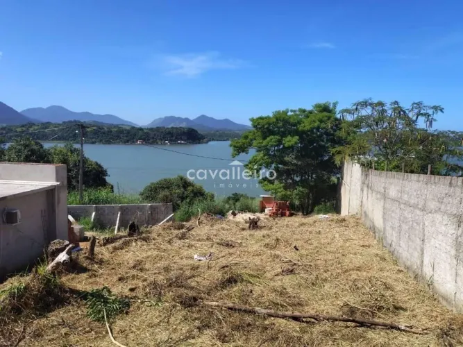 terreno com vista panorâmica
