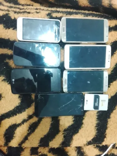 Celulares para retirada de peças