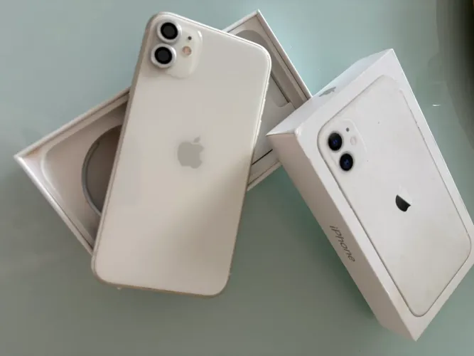 iPhone 11 128gb Branco (sem detalhes)