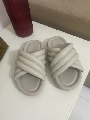 Sandália papete H&M confortável