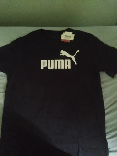 Camiseta Puma nova.