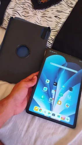 Redmi Pad 128GB / 6GB RAM (Semi-novo) + Capa e Película)