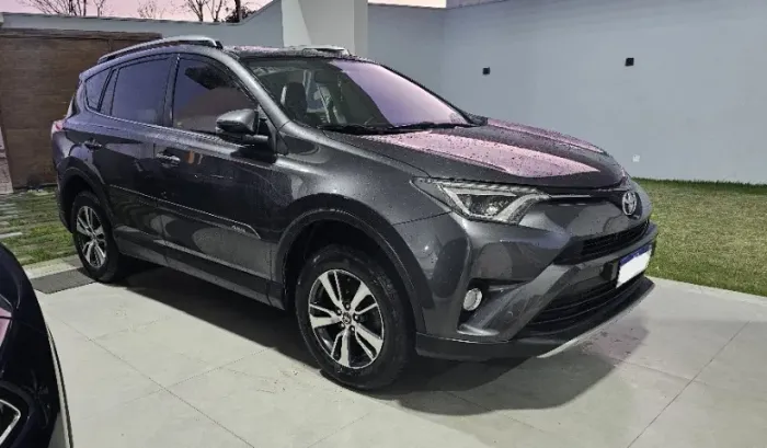 Toyota RAV4 2.0 Top 4X2 16V Aut. 2018