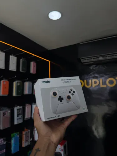 8BitDo Ultimate 2 