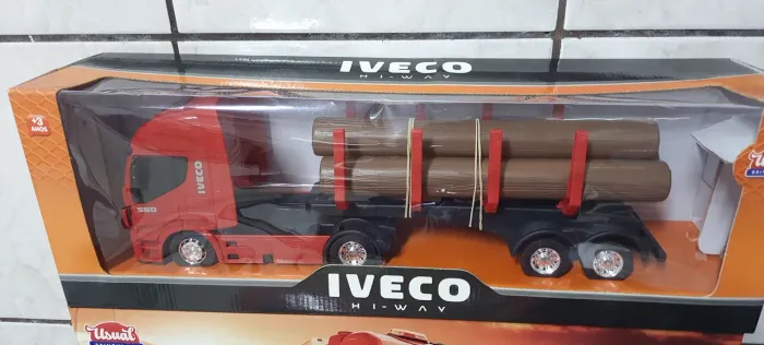 Brinquedo Caminhao Carreta Iveco Hi-Way