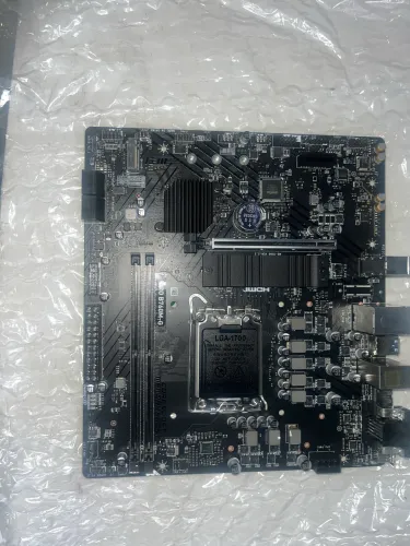 Placa Mãe MSI PRO B780M-0, Intel LGA 1700, mATX, DDR5