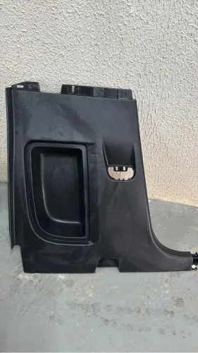 MOLDURA INFERIOR ESQUERDA FIAT STRADA 2022 CS