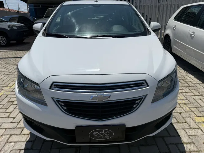 Chevrolet Onix Hatch LT 1.4 8V Flex Power Mec. 4P 2014