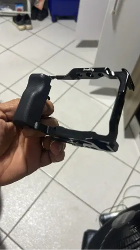 Cage Gaiola SmallRig Para Sony ZV-E10 Modelo 3538B Com Acessórios
