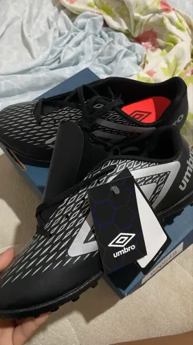 chuteira Umbro