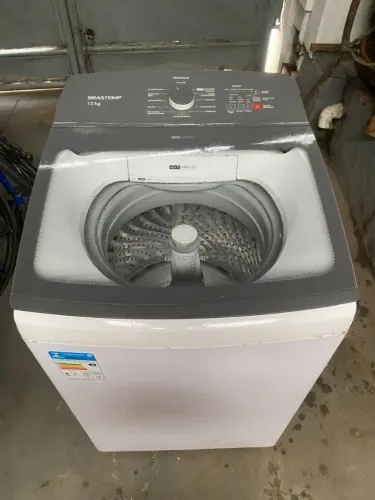 Vende-se máquina de lavar Brastemp
