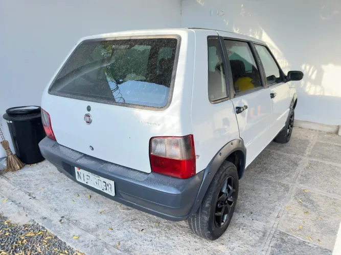 Fiat Uno Mille WAY Economy 1.0 F.flex 4P 2010