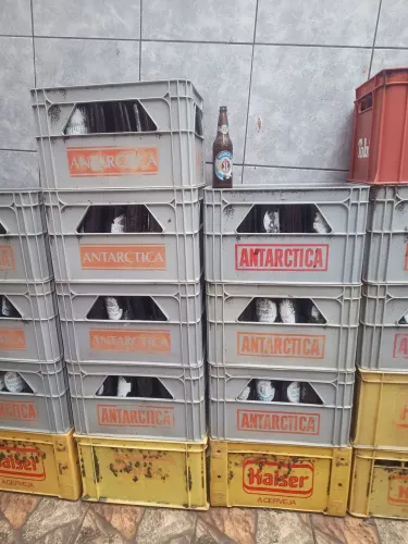 Garrafas para cerveja, 600 ml, com ou sem caixa.