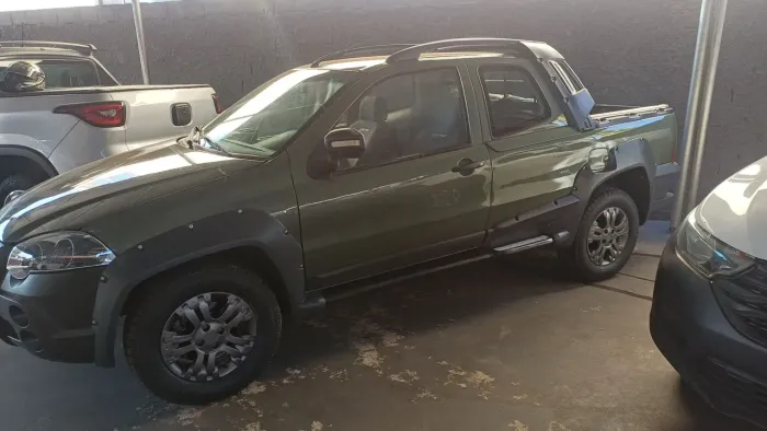 Fiat Strada Adventure1.8/ 1.8 Locker Flex CD 2012