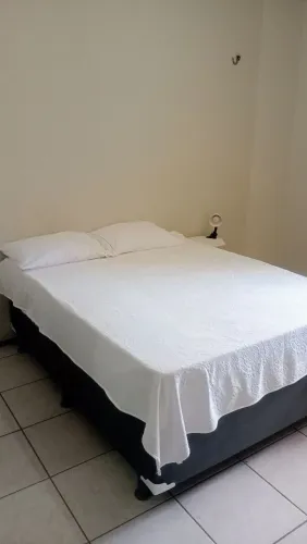 Suite Individual mobiliada próximo Oliveira Paiva