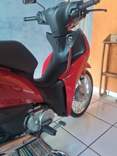 Vende -se Biz 110 i moto sem detalhes -Whats *