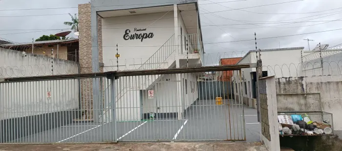 Alugo próximo Uninorte e atacadão lugar seguro e confiável