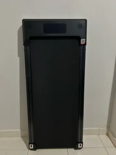 Esteira Elétrica Mini Home Fitness Bluetooth (Modelo FPJ22) - Praticamente Nova!