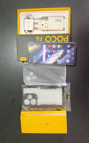 CELULAR POCO F6 8/256 (APENAS VENDA)