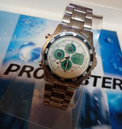 Relógio Citizen Promaster C450