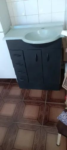 Armário de banheiro 