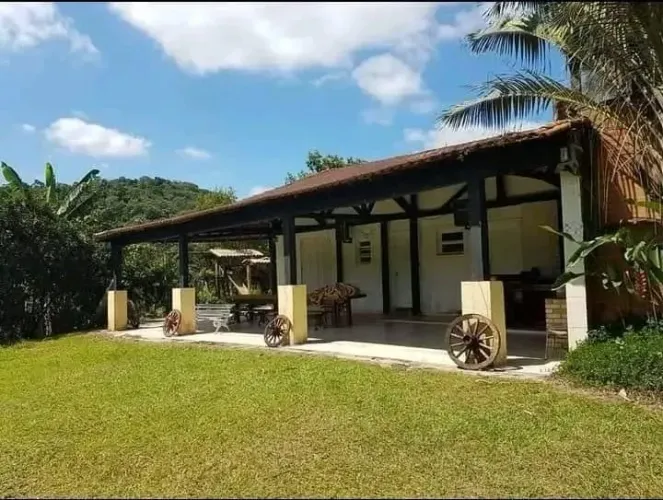 Fazenda 120 Alqueires no Total, sendo 60 Alqueires no Pasto, riquíssima em Água, Ótima log