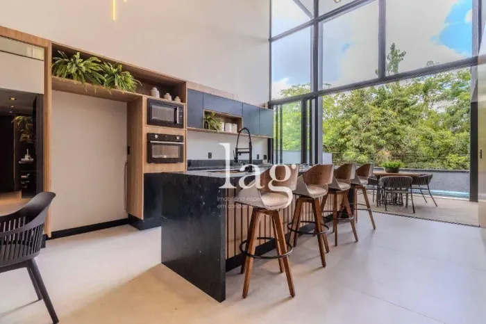 Sobrado com 4 dormitórios, 329 m² - Condomínio Alphaville Nova Esplanada - Votorantim/SP