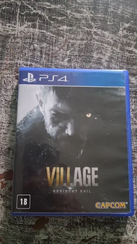 Jogo PS4 Resident Evil Village