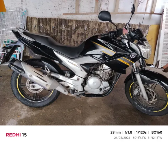 Vendo fazer 250 modelo 2011 super inteira doc ok sem multa sem restrição